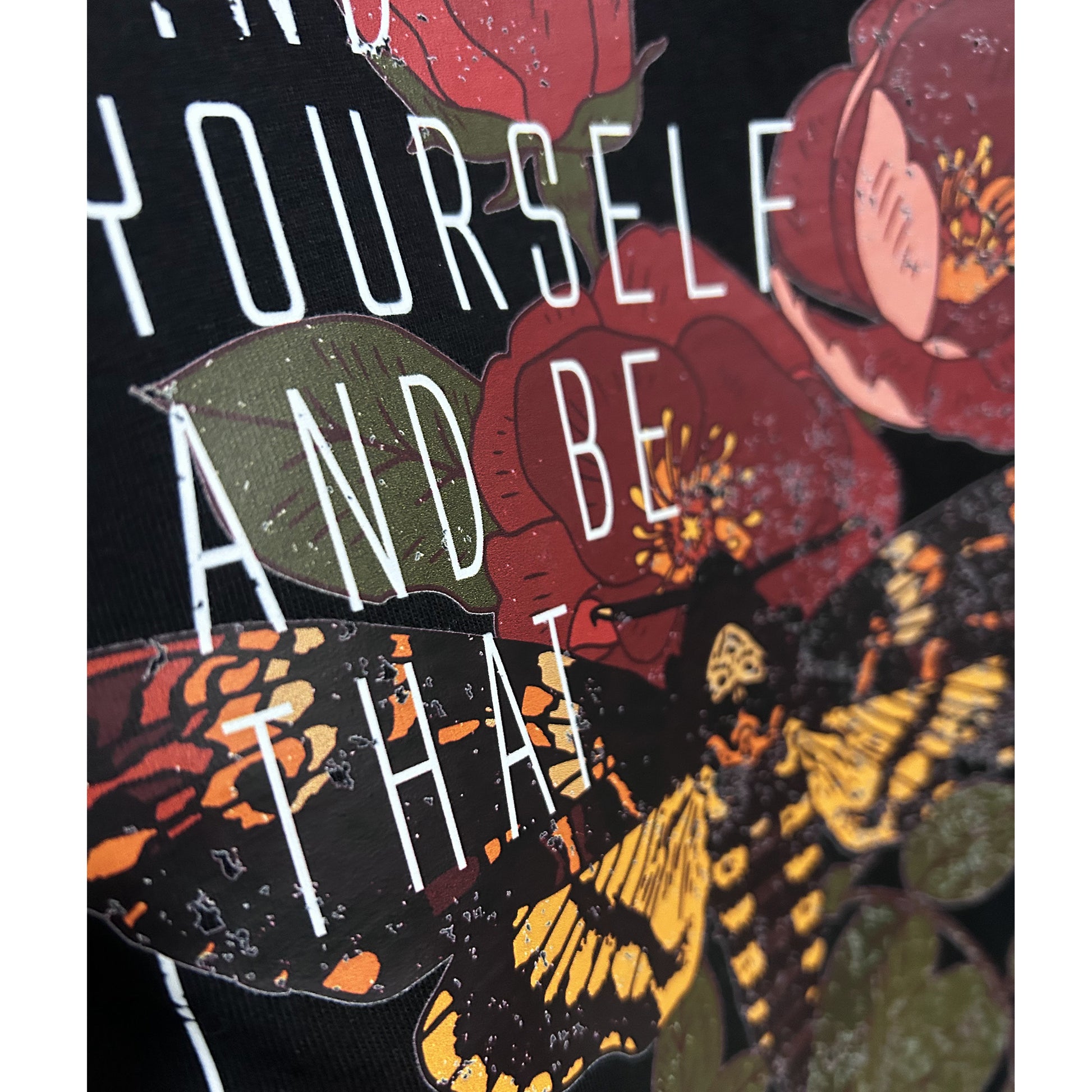 T-shirt Find Yourself - dettaglio stampa