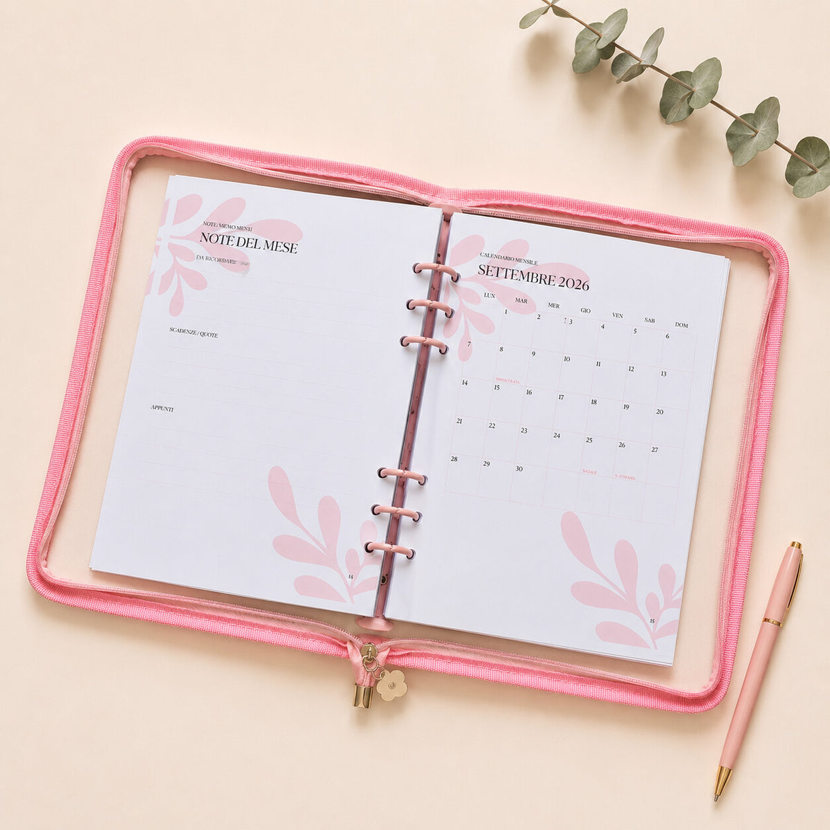 Calendario mensile già datato e pagina Note del mese dell'Agenda della Rappresentante di Classe