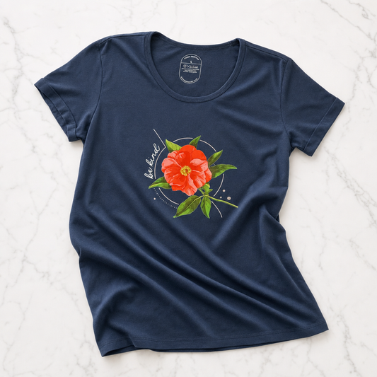 T-shirt Be Kind Fiore blu (hero)