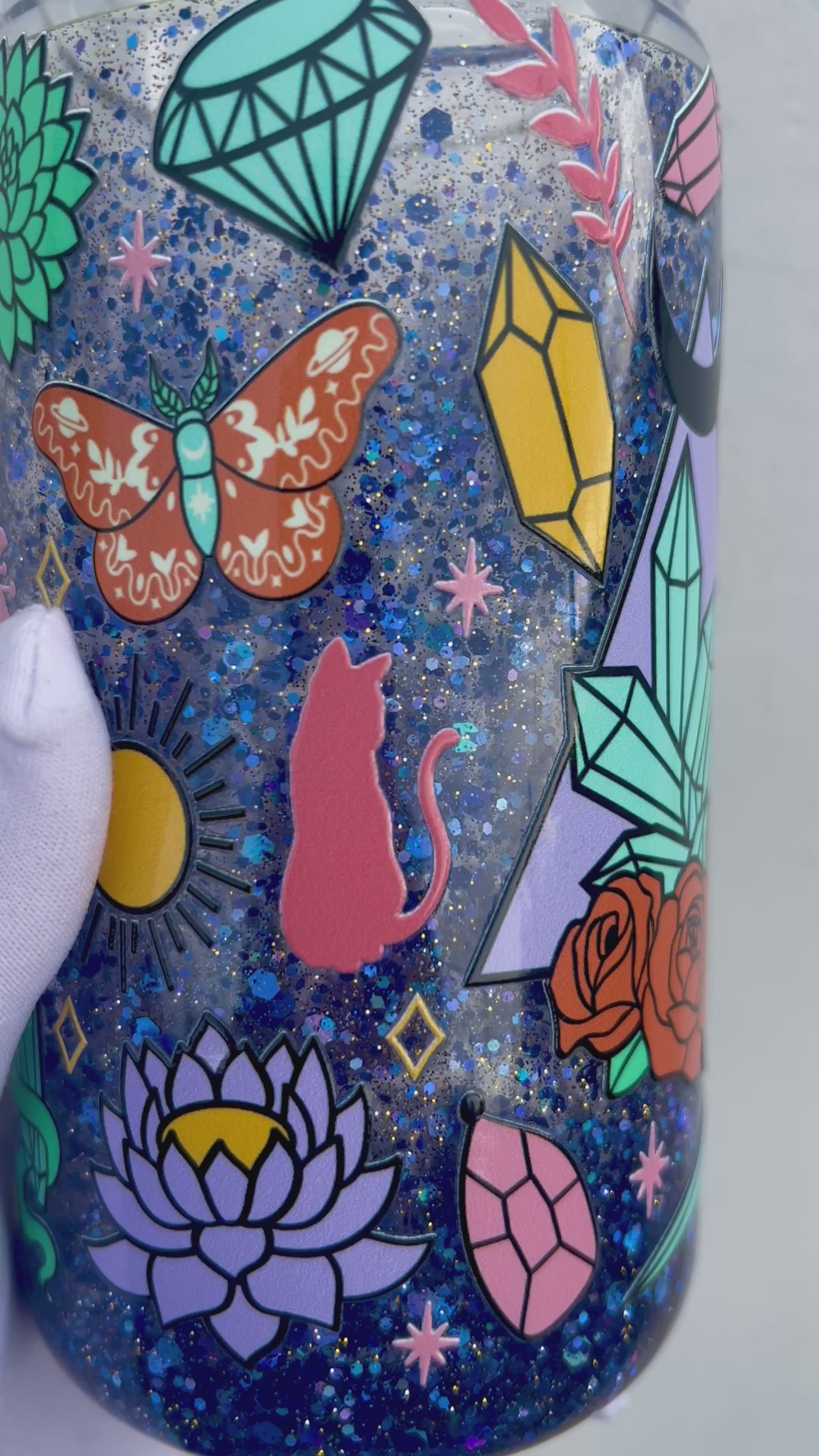 Video snowglobe tumbler Mystic Crystals in movimento, glitter cristalli